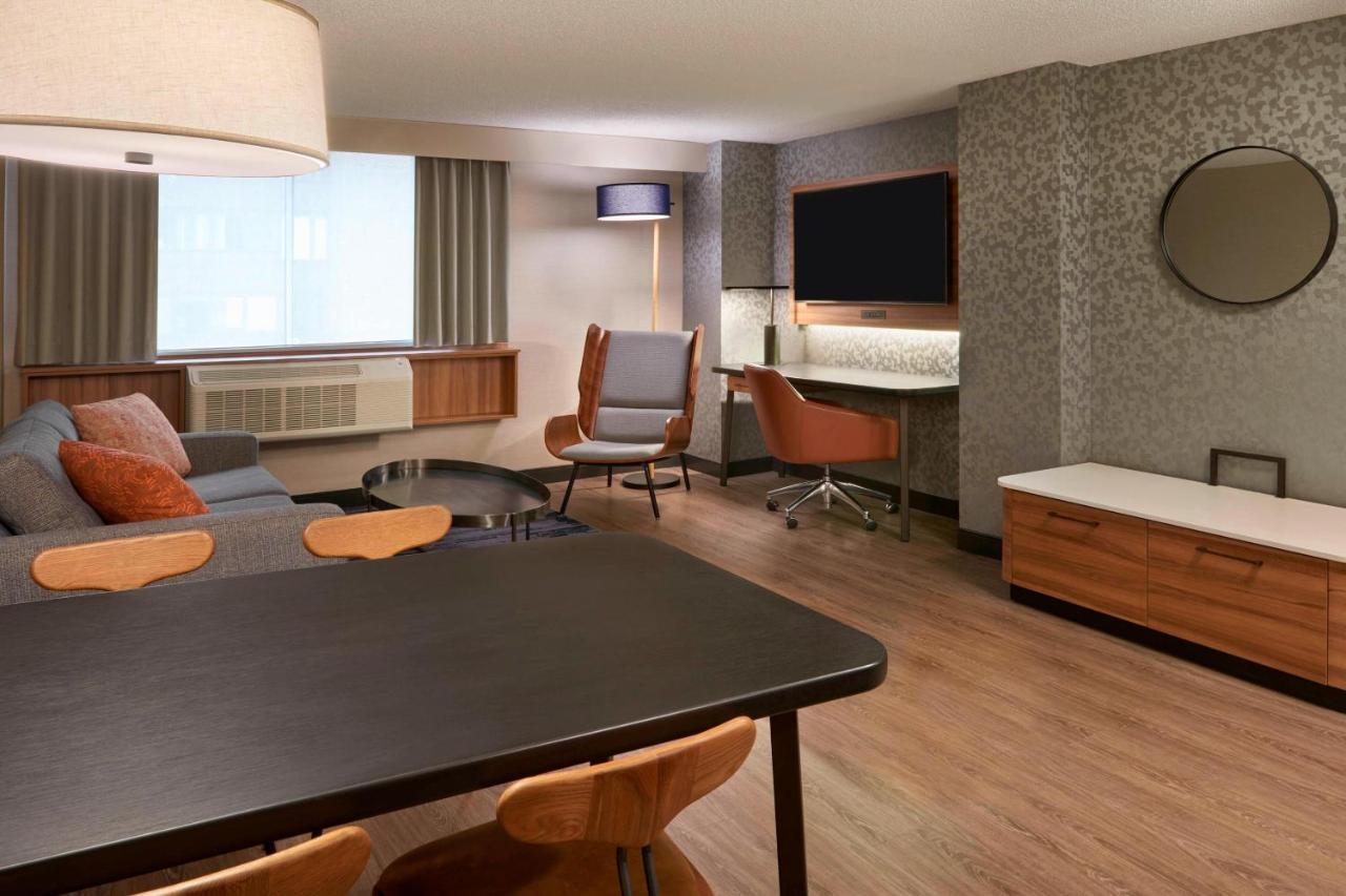 Fairfield Inn By Marriott Montreal Downtown Exterior foto